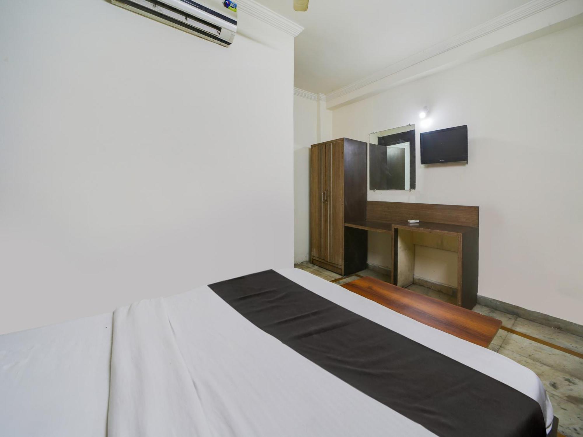 Super Hotel O The Surbhi Бопал Екстериор снимка