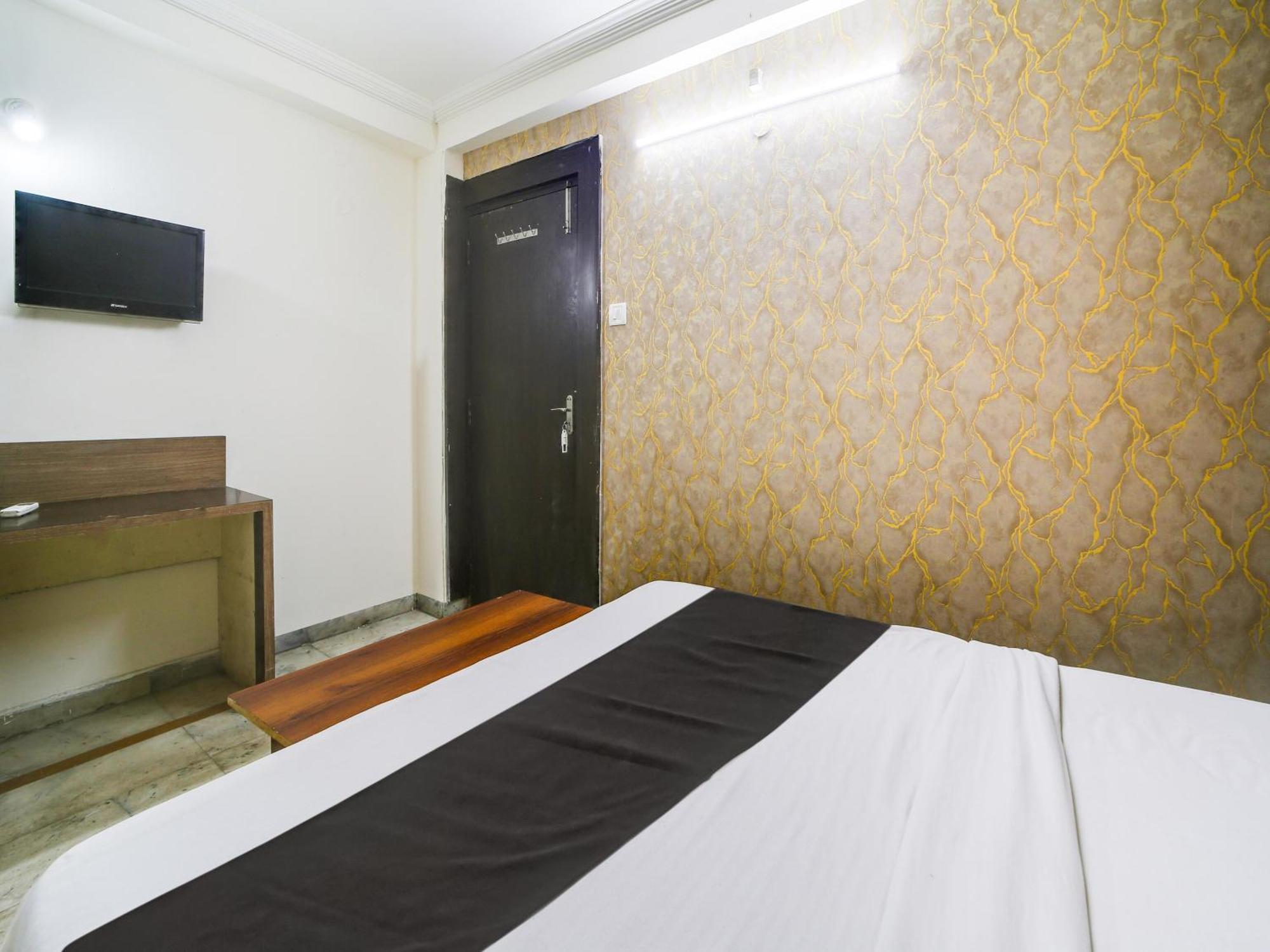 Super Hotel O The Surbhi Бопал Екстериор снимка